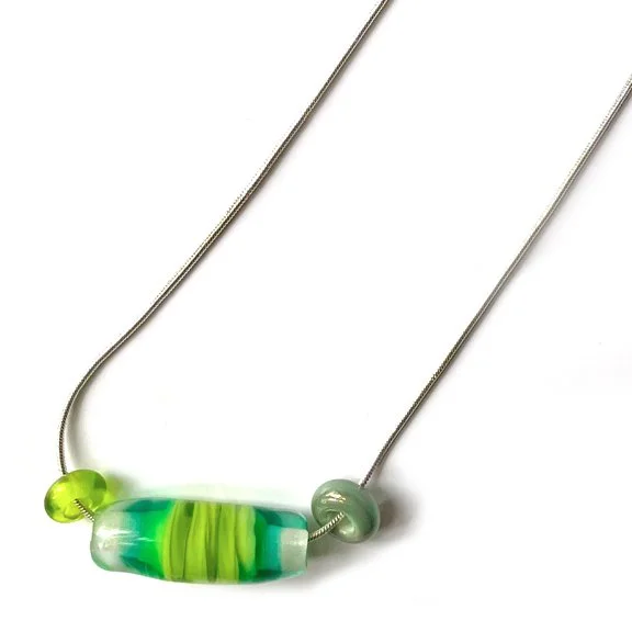KEPTjwl_No53_GlassBeadsSlvrChain_Long_01_lo_MG_1472v2_8x8.jpg