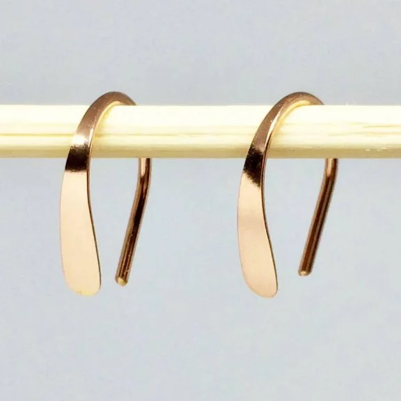 KEPTvtgContJWL_Gold_No03_SmallHorseshoe Hoop_Gold_lo_8x8.jpg