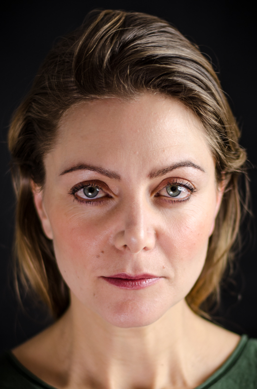 Maria Karpathakis Utskick Cannes-2.jpg