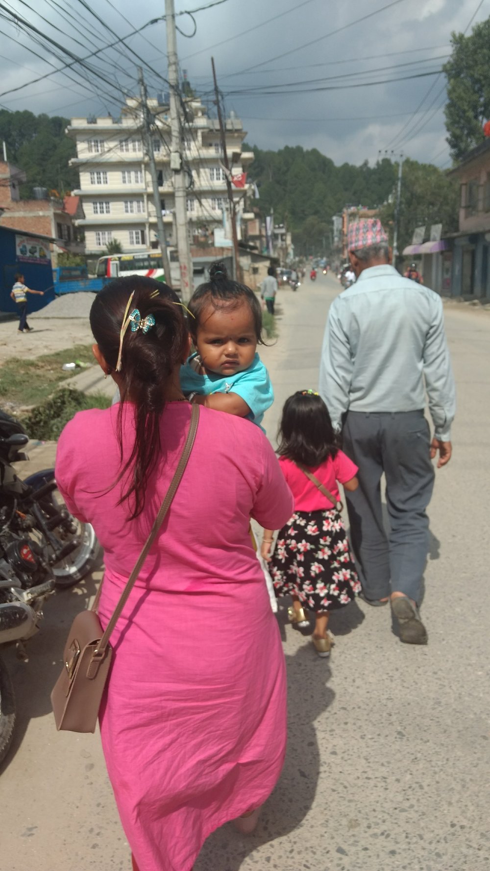 Stink eye on the road to Sundarijal