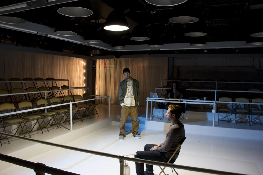 Director : Scott Illingsworth Set : Felicitas Lamenca Costumes : Joseph Blaha Photo : Vadim Ledvin