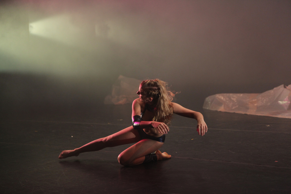  Choreography : Laurel Walker,&nbsp;Diego Andrés Gasca,&nbsp;Rachael Hoppock  Set :&nbsp;Stephan Moravsky  Costumes : Izzy Fileds  2012 