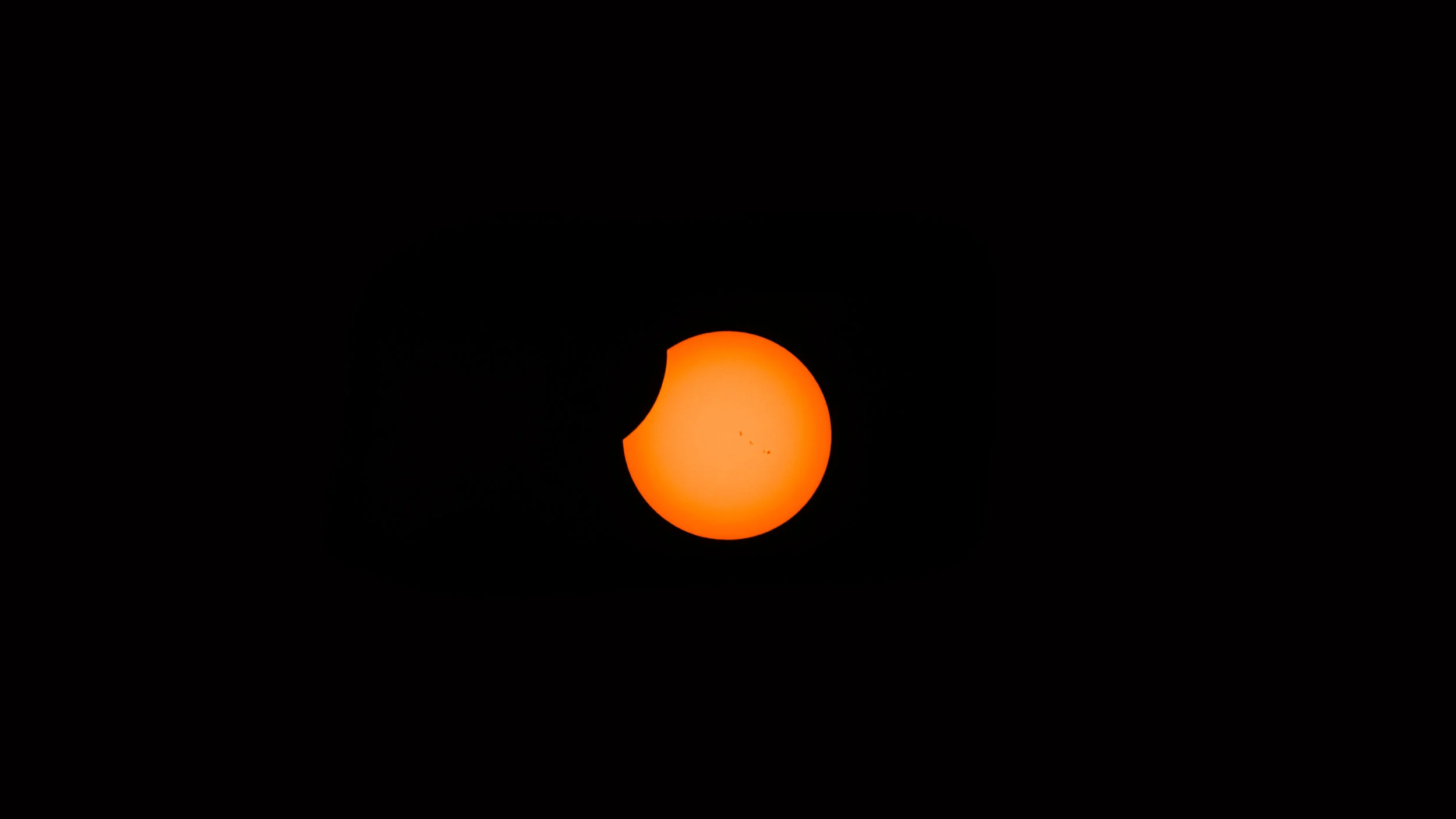 Eclipse Movie 52.jpg