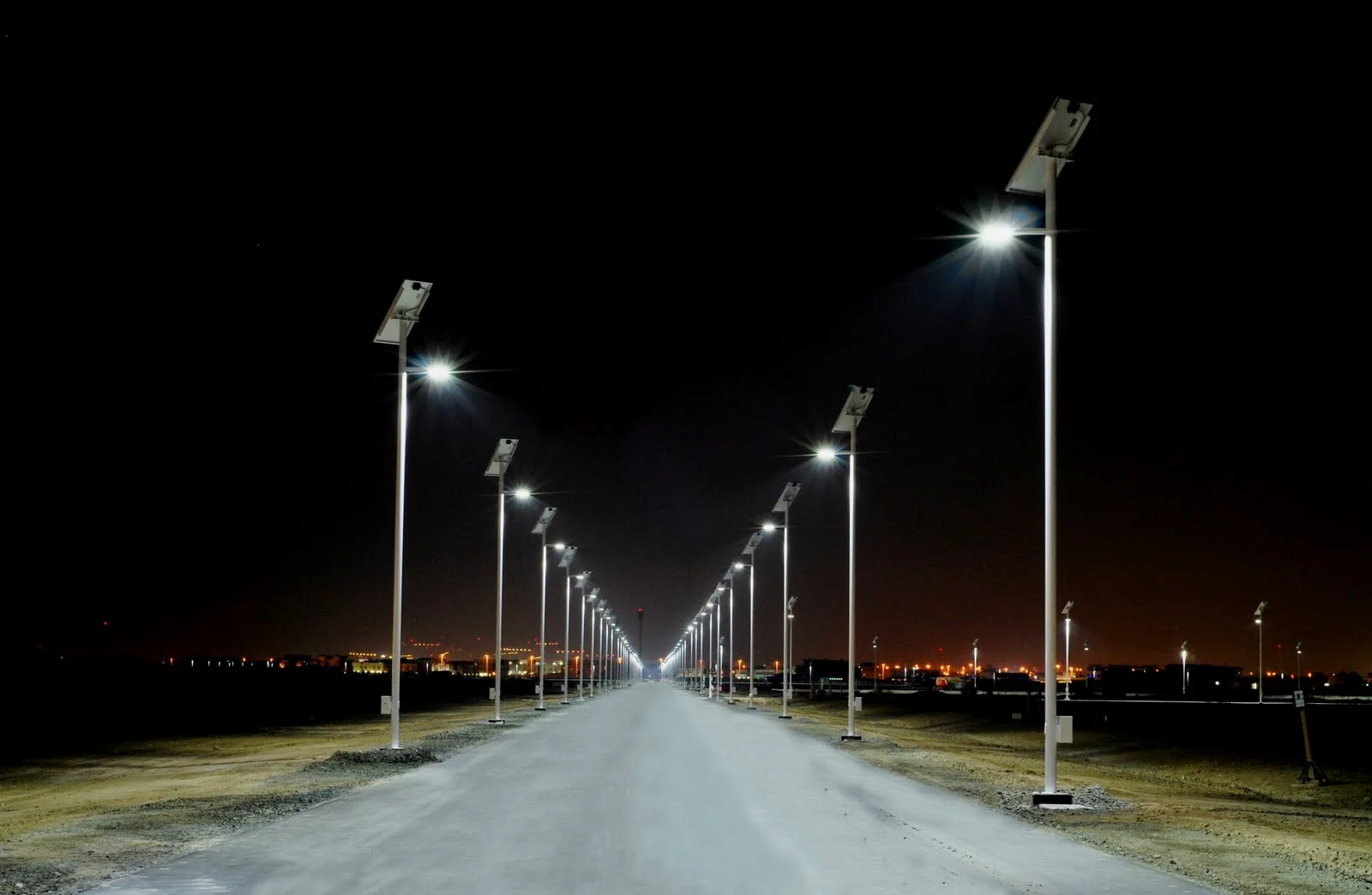 LSE_Solar_street_light.jpg