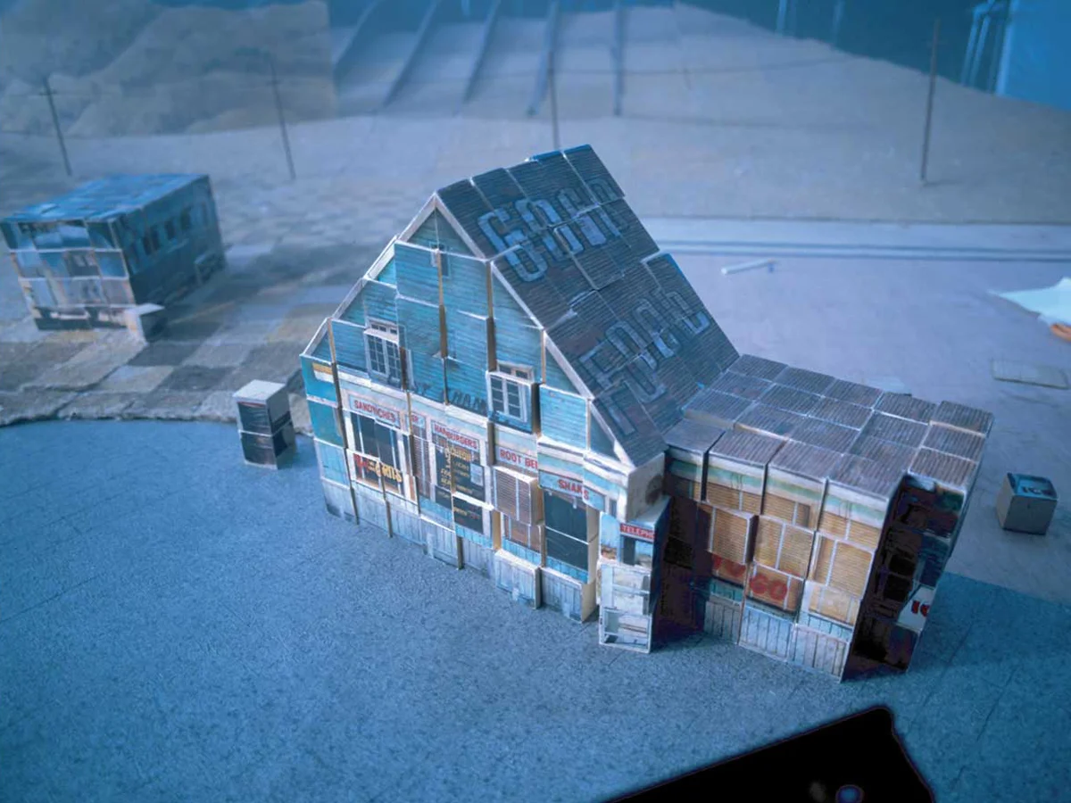 MAZDA DINERCharlie Watson, director