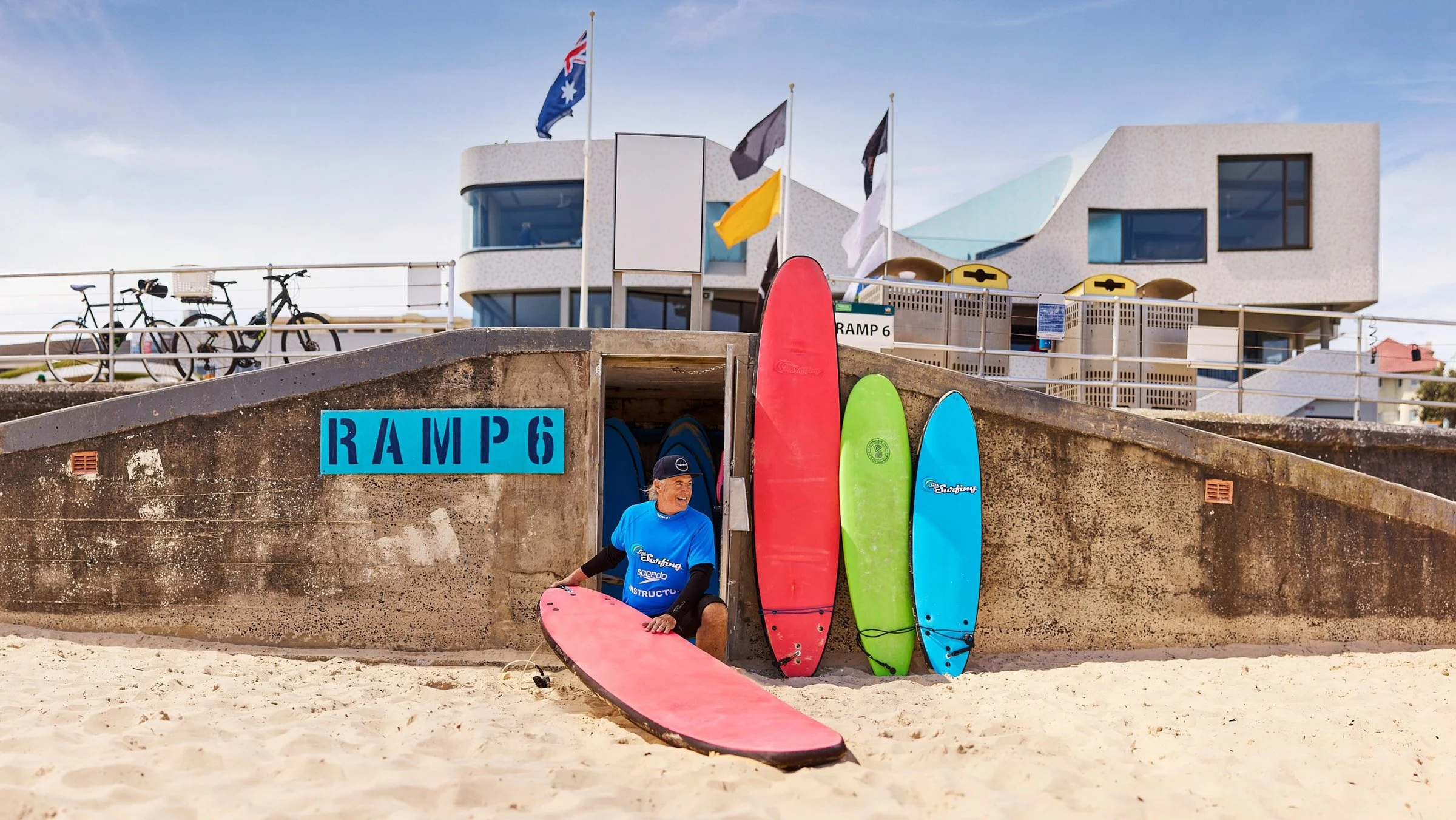 Jeremy_Shaw_Qantas Business Rewards_02.jpg