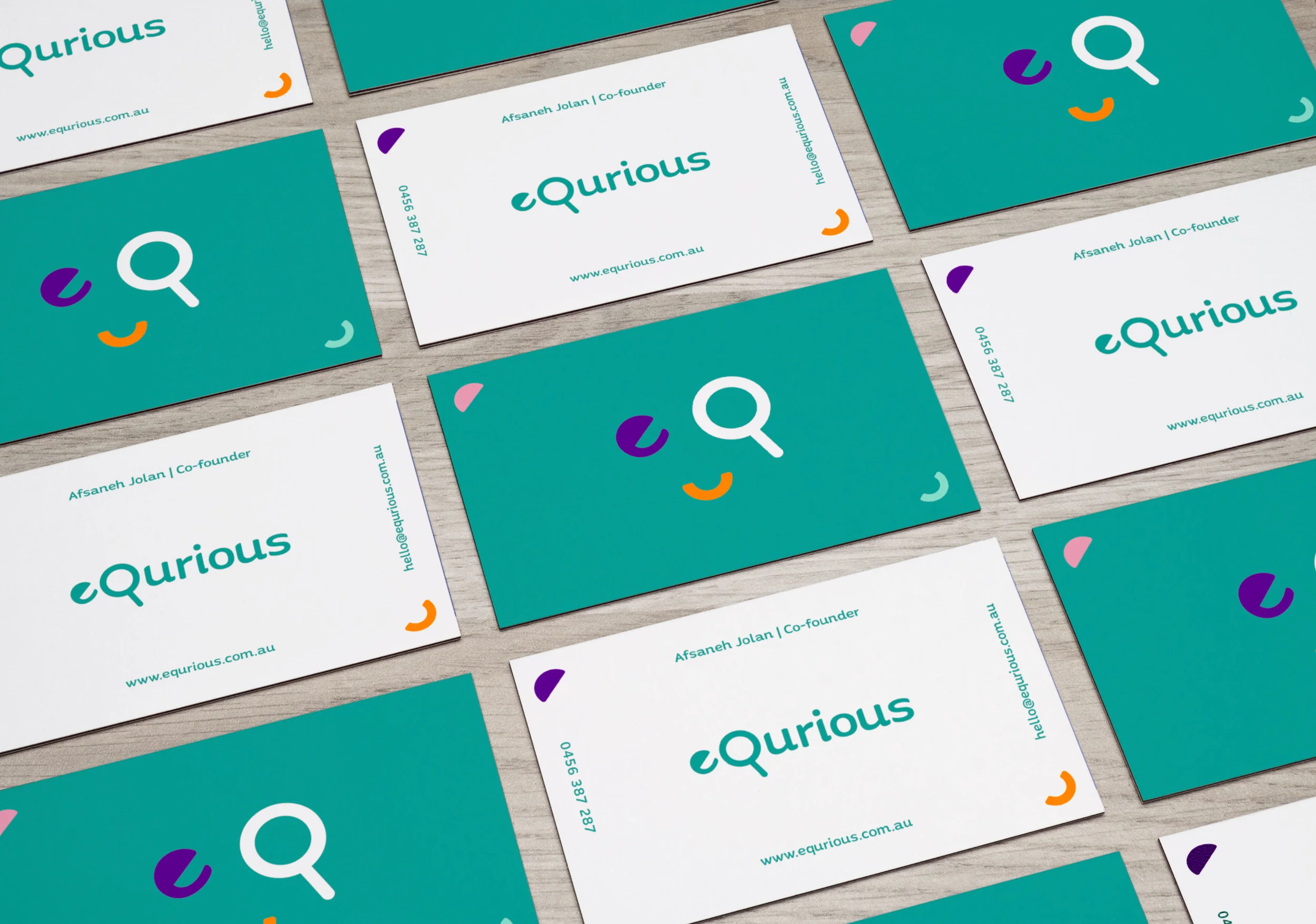 Perspective-Business-Cards-MockUp-green.jpg
