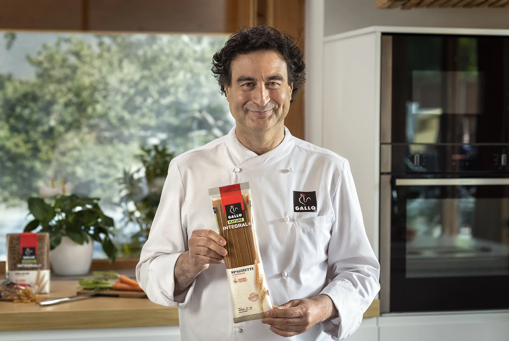 Pepe con pack spaguetti V2.jpg