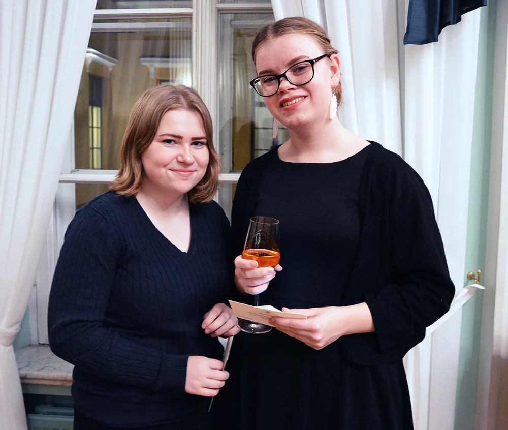 juhlavastaanotto3.jpg