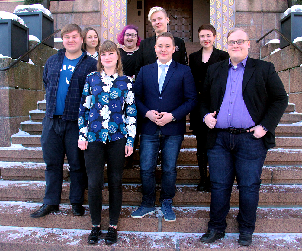Liittohallitus kokousti Lahden kaupungintalolla kaupunginjohtajan vieraina. 
