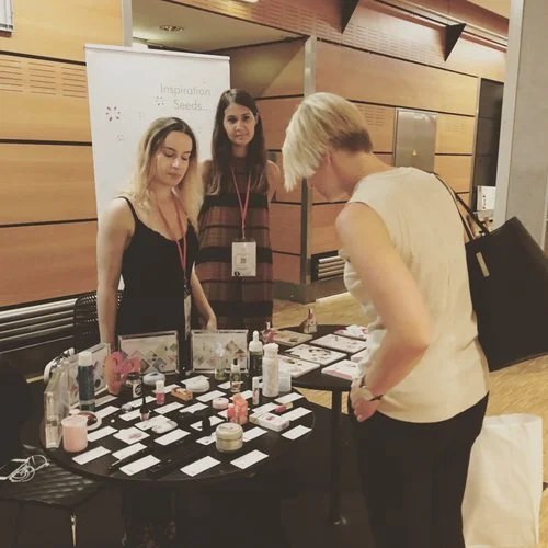 The team in MakeUp in Paris - With Our Inspiration Bar