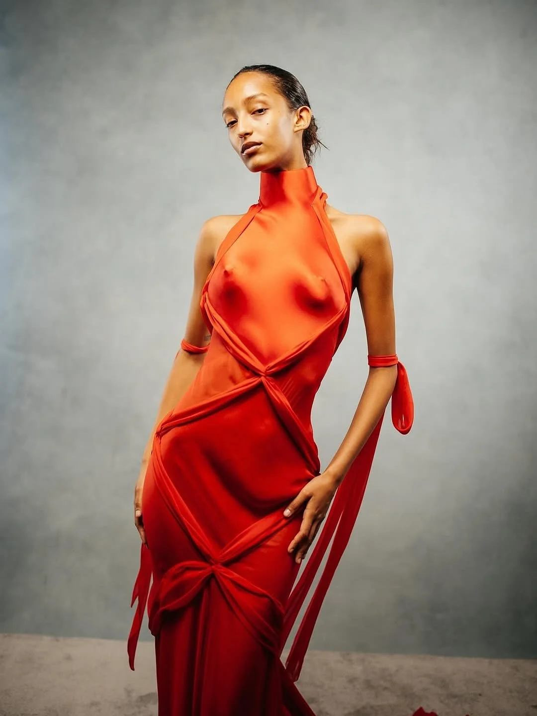 Fashion Seeds by Cosmetics IC

As trend hunters, the Cosmetics IC team is always seeking new inspiration and innovation.

The 2025 Paris Haute Couture Week underscored a shift toward advanced material experimentation and historical references. This s