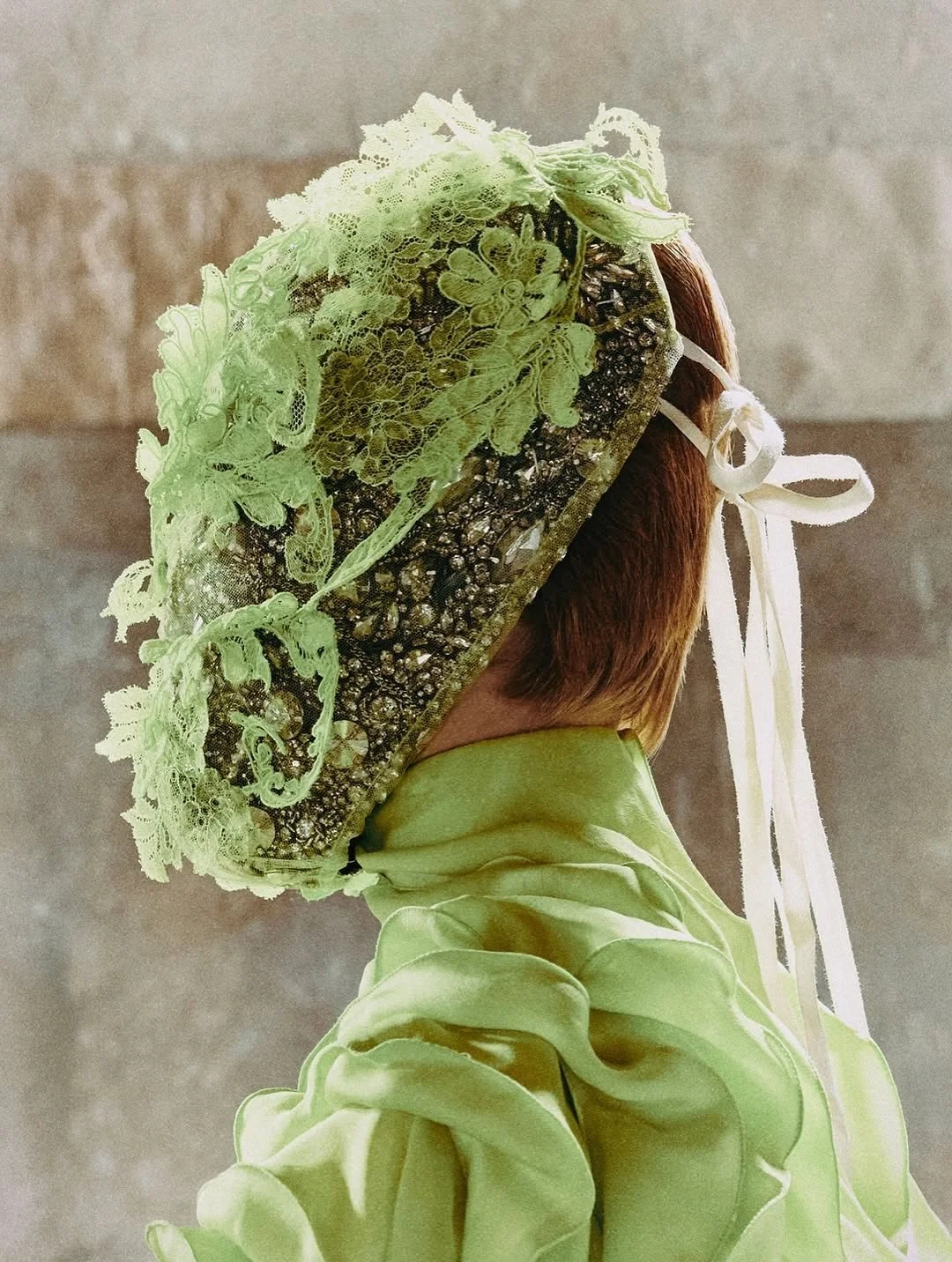 Introducing the Cosmetics IC Color of the Year 2026: Fluid Green

Fluid Green is a colour defined by variation. Shifting between soft and saturated, luminous and dense, it never settles into a single register. It reflects a world in motion, where bal