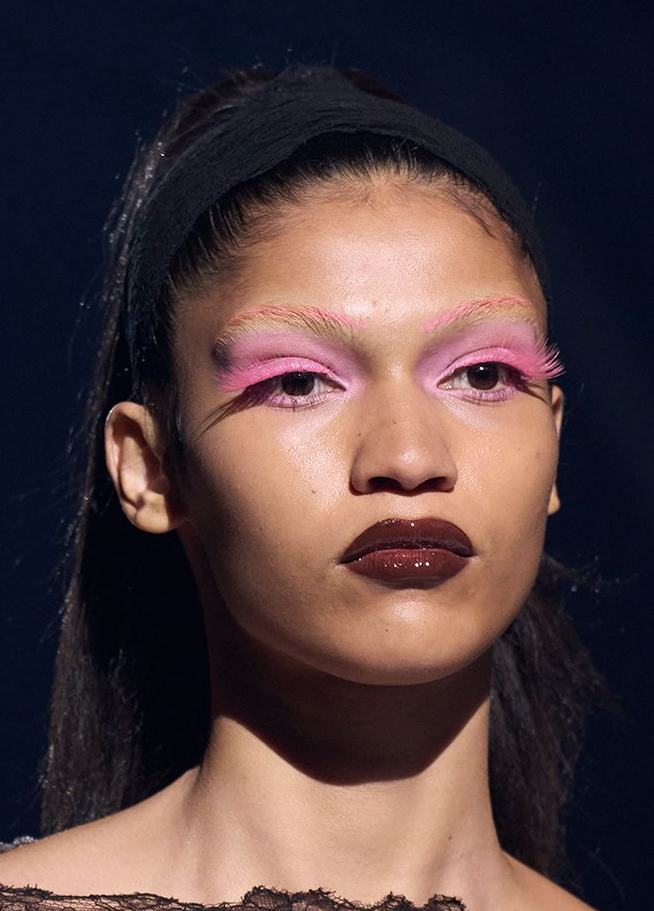 The Easy Graphic Liner Trick That's NYFW Runway-Approved