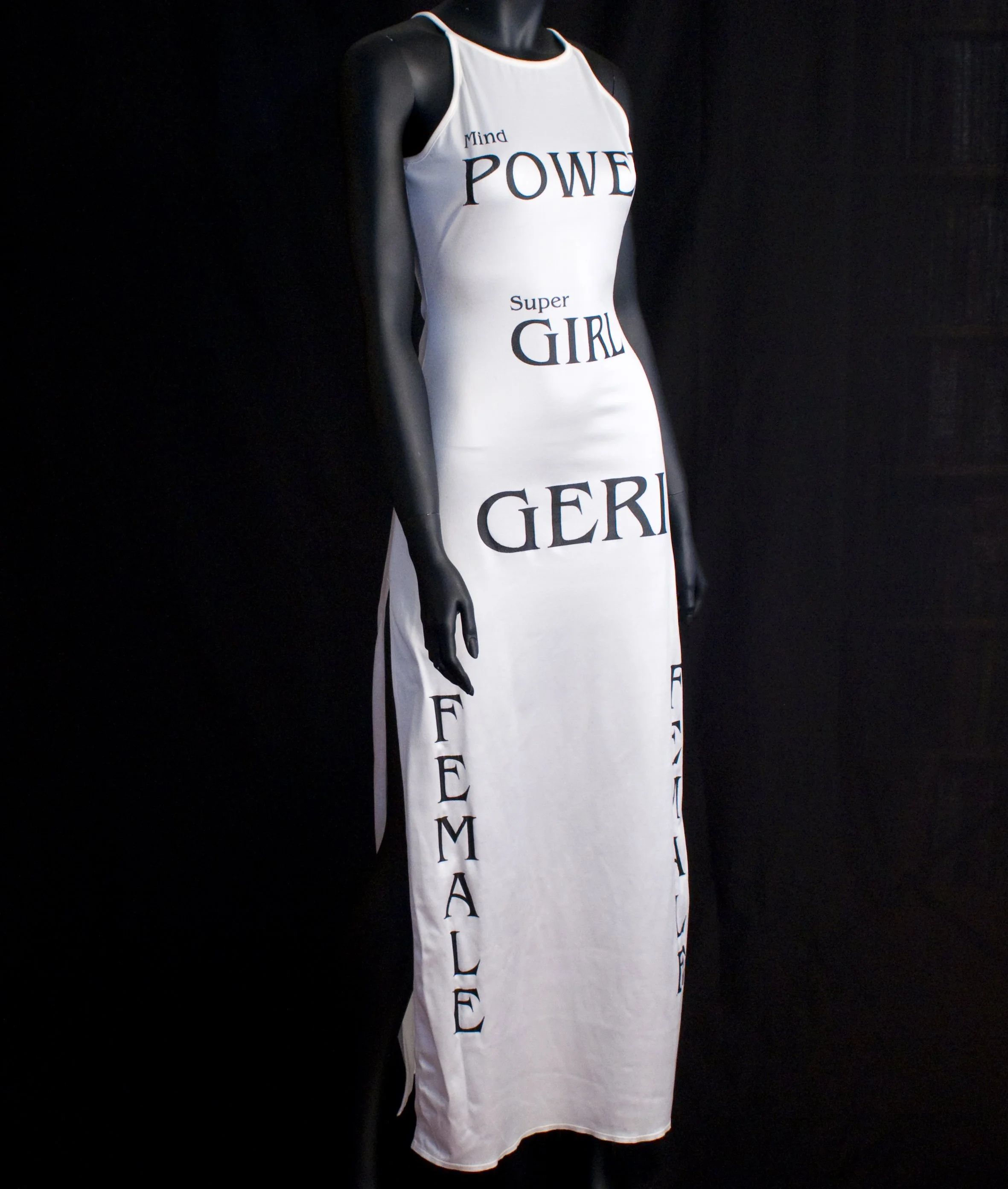 Geri Girl Power Dress 300 HQ.jpg