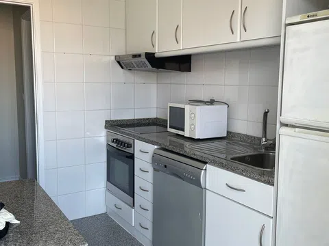 187333398.jpg