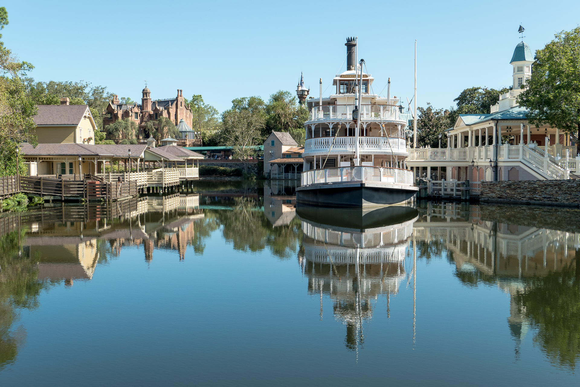 MagicKingdom_001.jpg