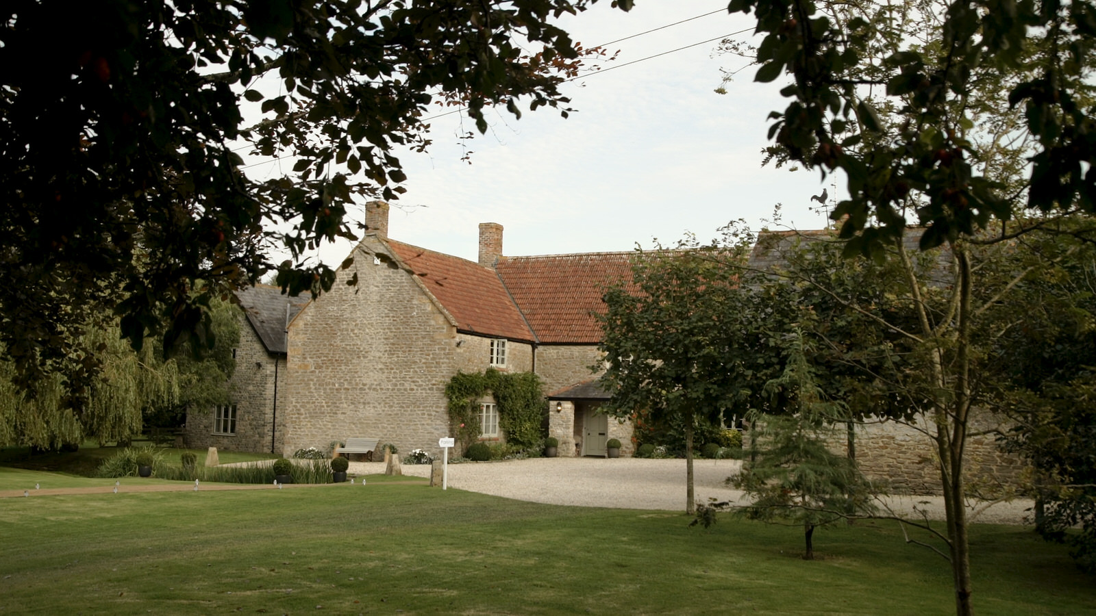 Dorset family home garden wedding