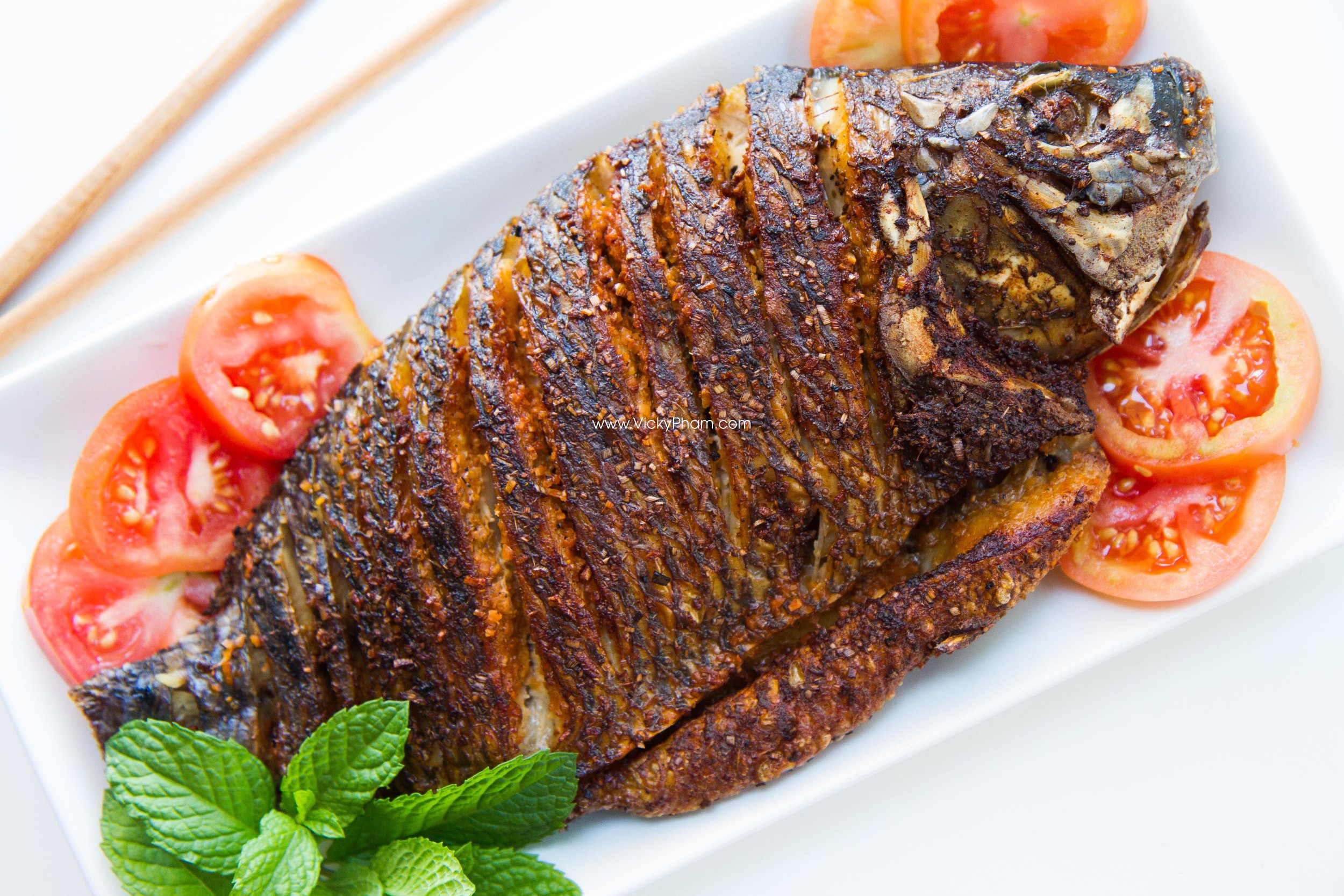 Vietnamese Fried Fish with Lemongrass (Ca Chien Xa) — Vicky Pham