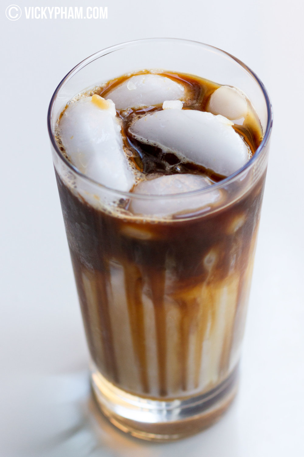 Iced Caramel Macchiato Vicky Pham Vietnamese Home Cooking Recipes,Jamaican Beef Patty Png