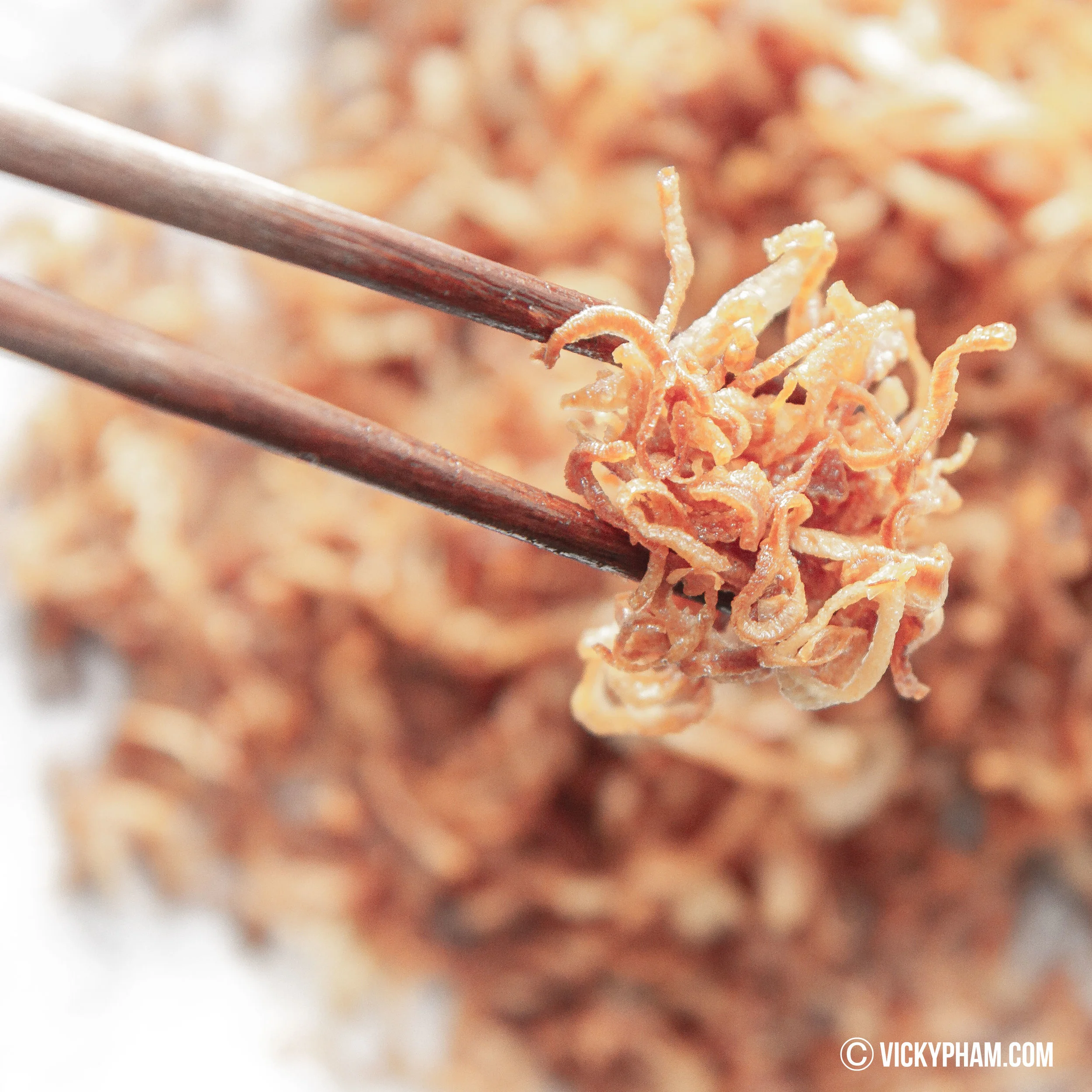 How to Make Crispy Fried Shallots (Hanh Phi) — Vicky Pham
