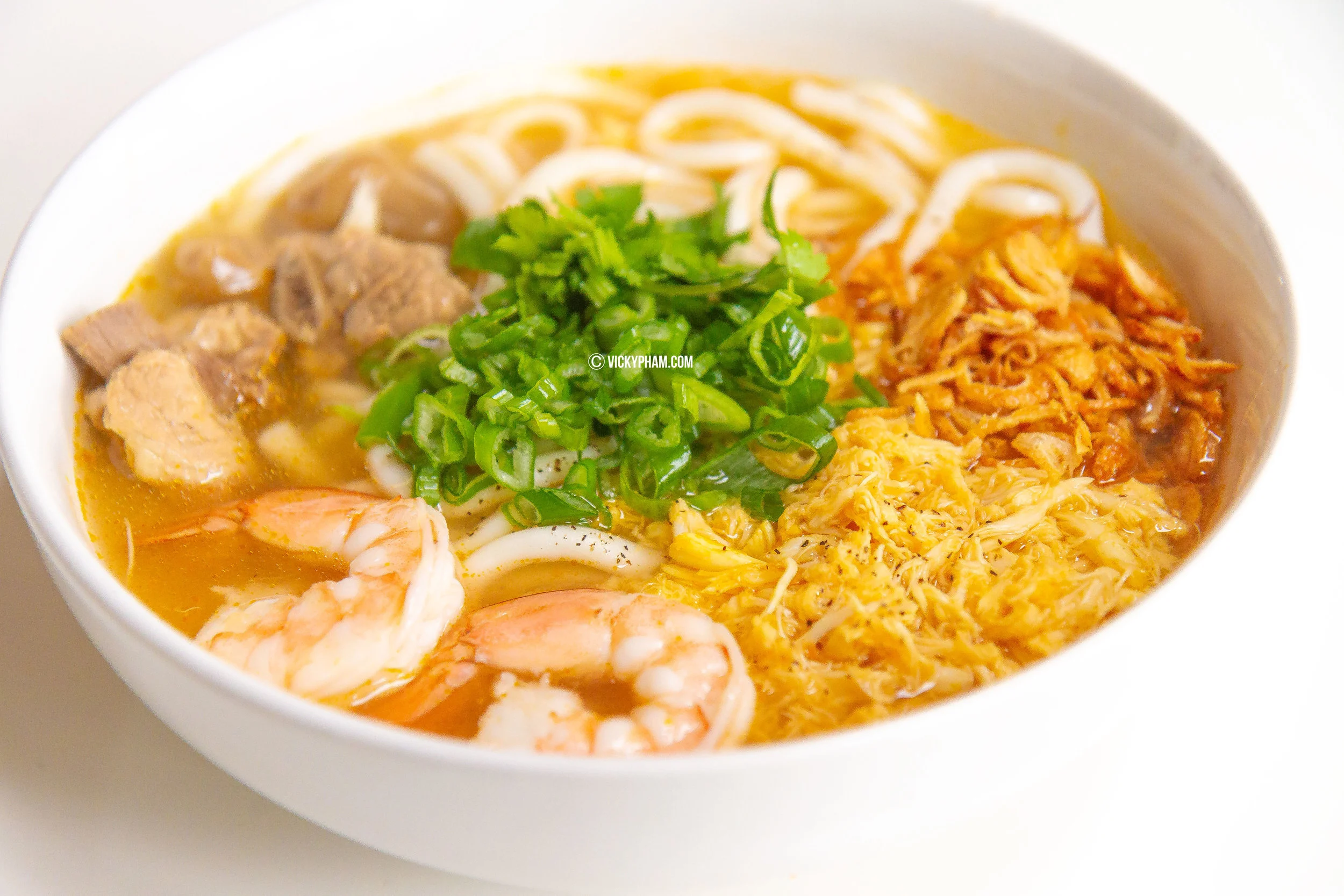 Vietnamese Shrimp &amp; Crab Thick Noodle Soup (Banh Canh Tom Cua)