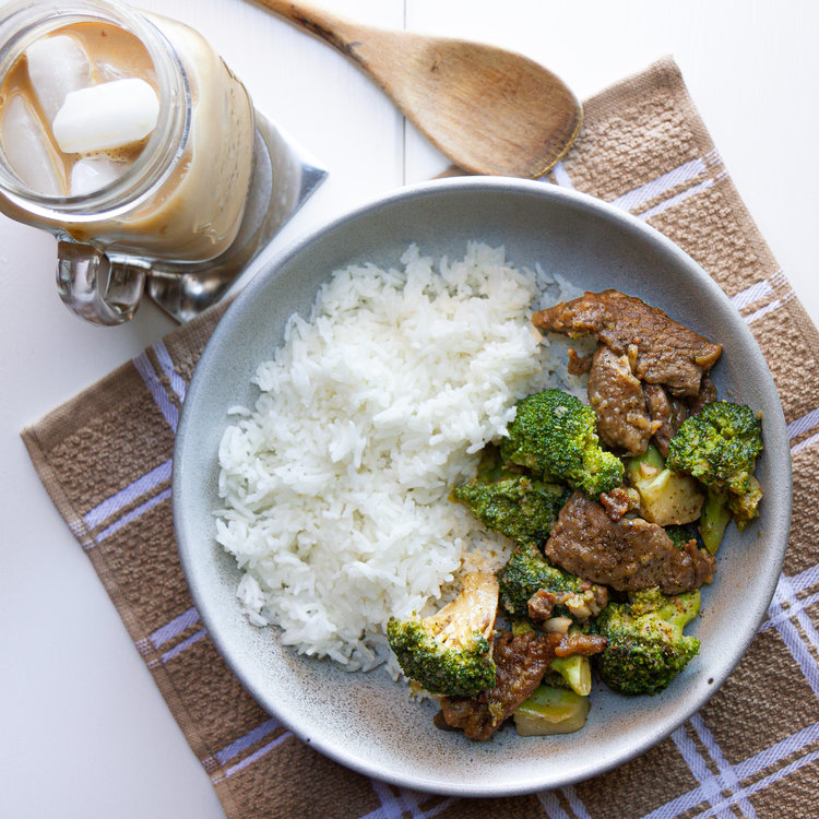 Simple Beef & Broccoli Stir Fry (Thit Bo Xao Bong Cai Xanh)