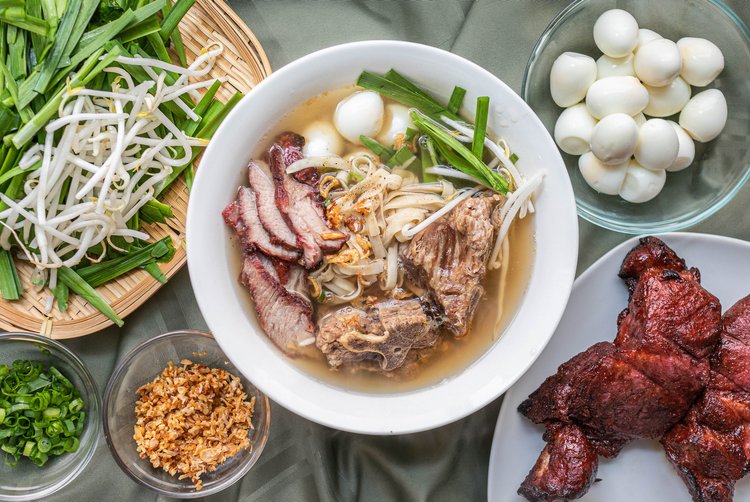 Vietnamese Beef Noodle Soup (Pho Bo) — Vicky Pham