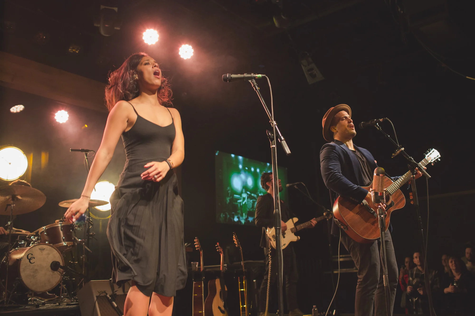 TaylorLaurenBarker - Concert Photographer - JOHNNYSWIM-14.jpg