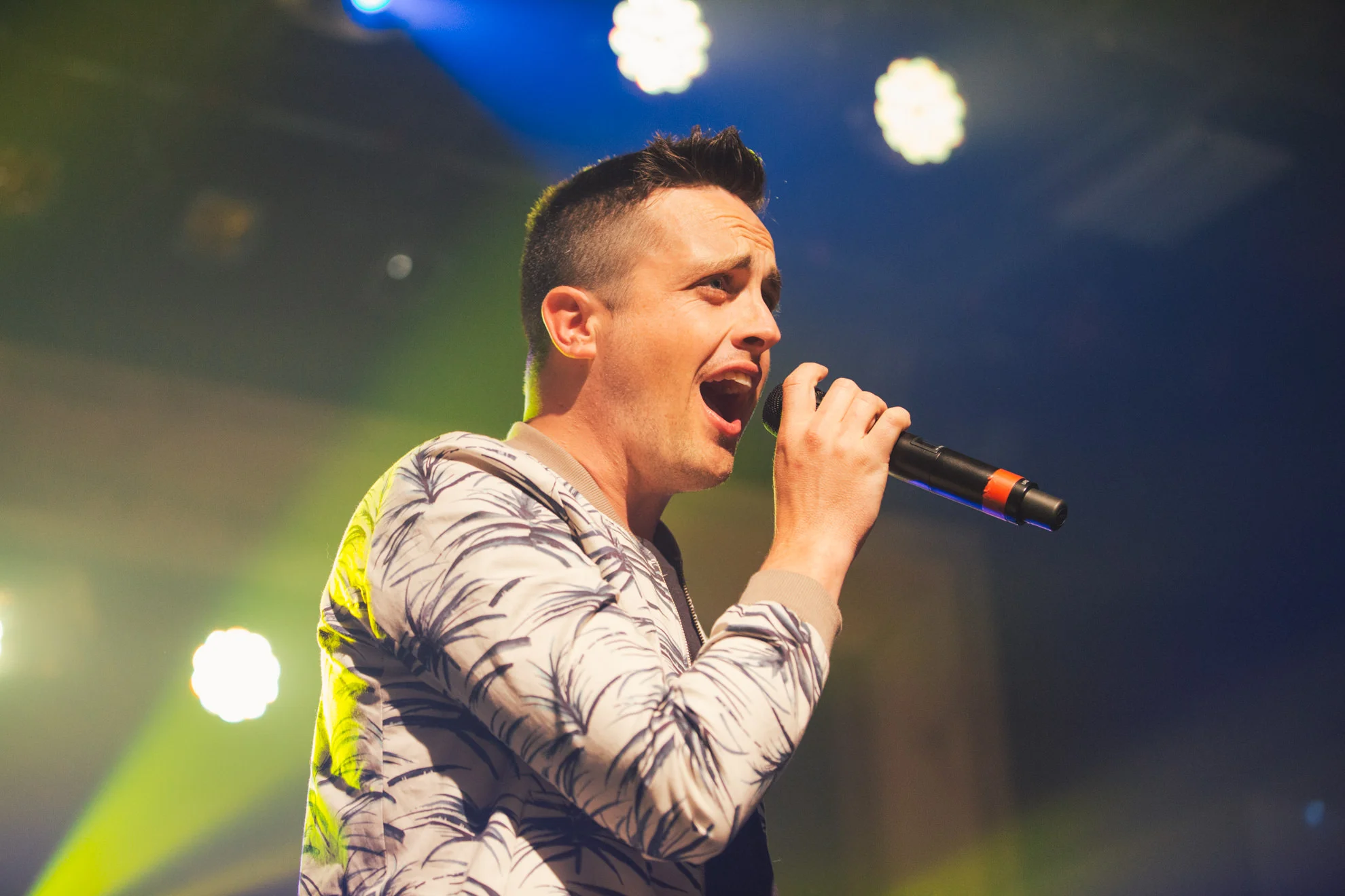 TaylorLaurenBarker-concert-photographer-Parachute-2.jpg