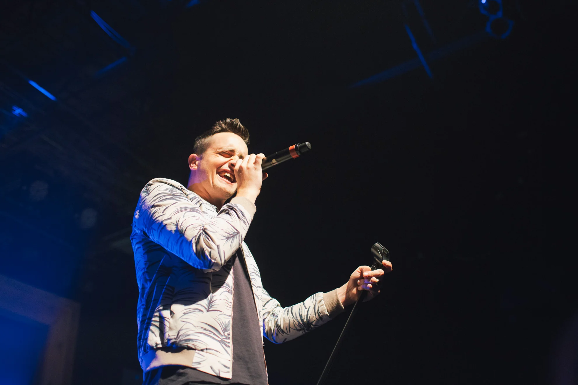 TaylorLaurenBarker-concert-photographer-Parachute-3.jpg