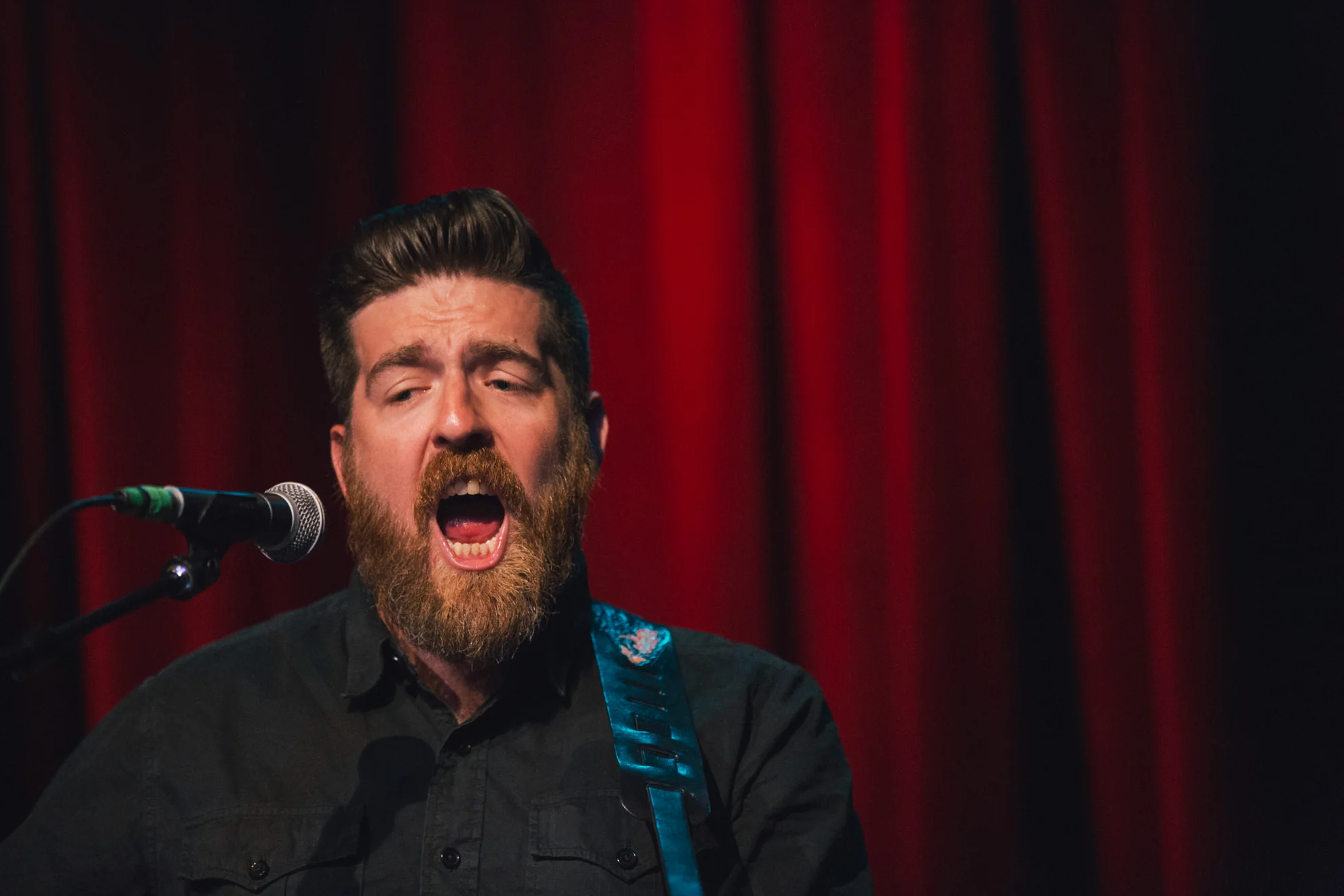 Taylor-Lauren-Barker-tour-photographer-Caleb-Clardy-5.jpg
