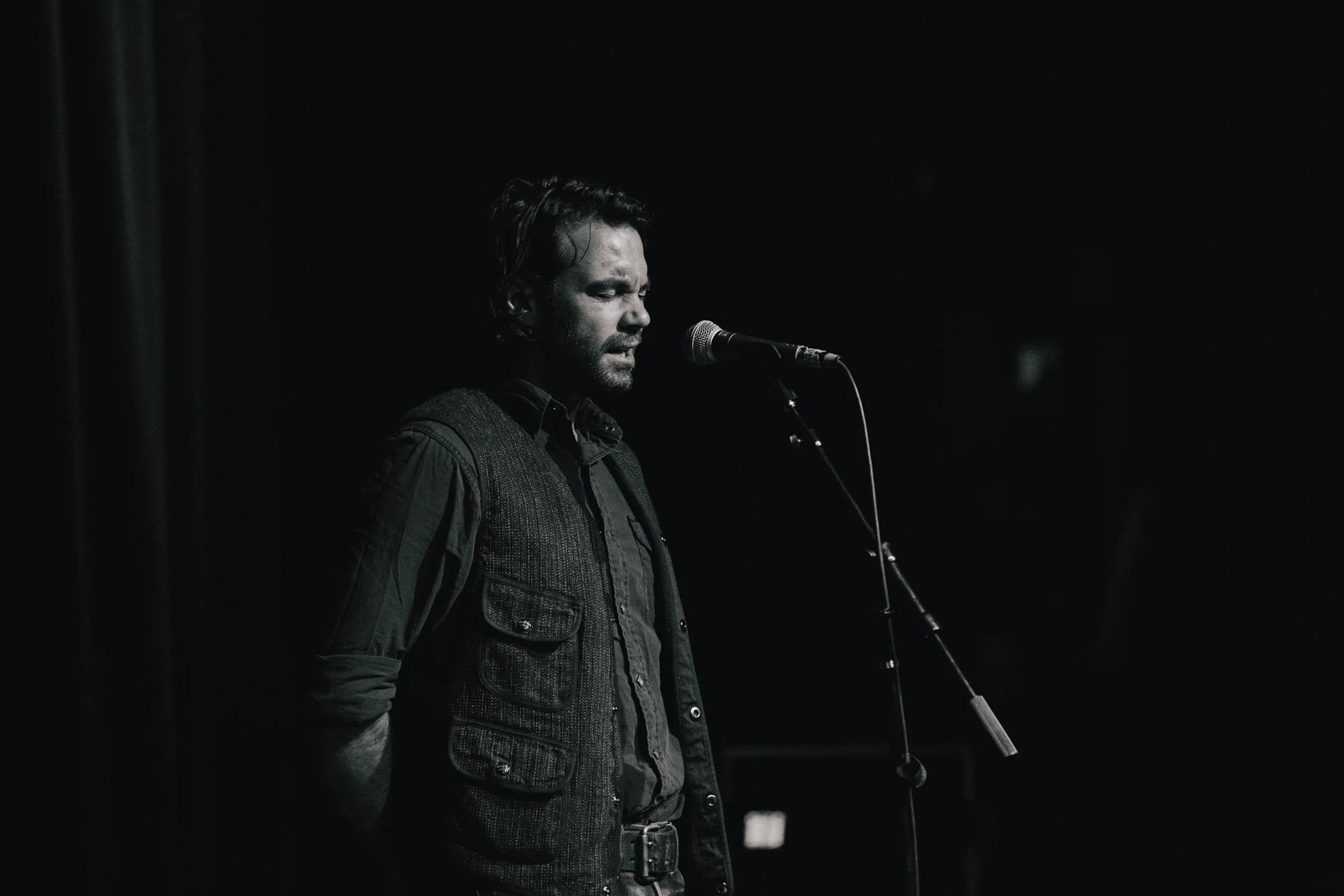 Taylor-Lauren-Barker-Zach-Williams-The-Lone-Bellow-concert-photography-2.jpg