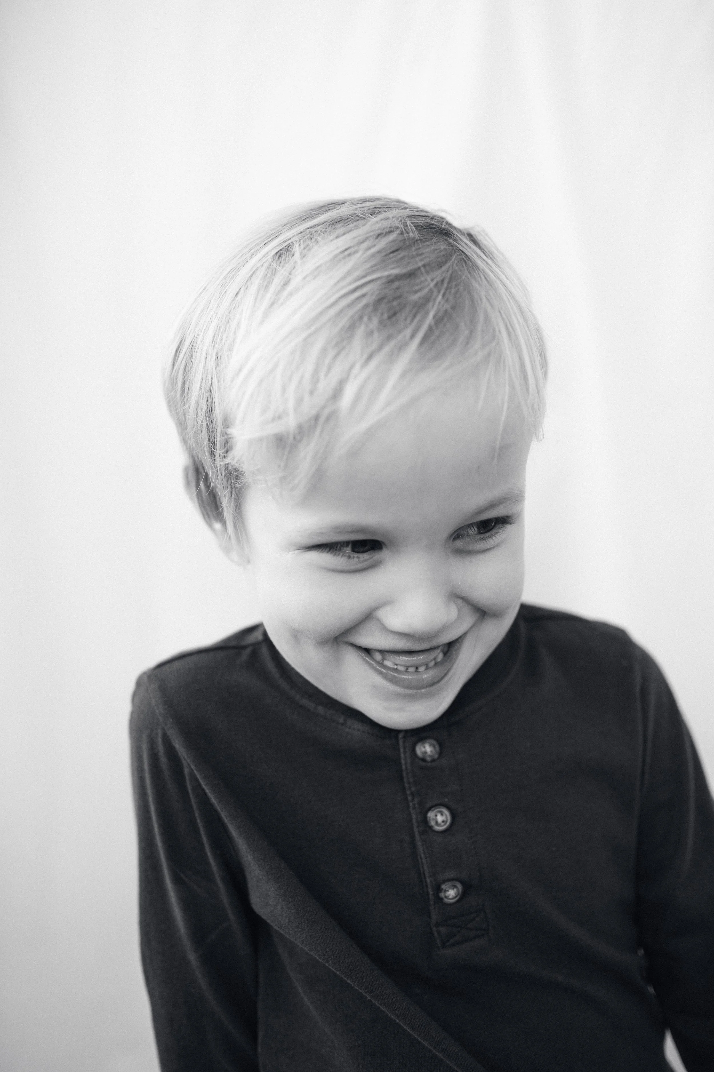 Ronan&Wells-Holst-4.jpg