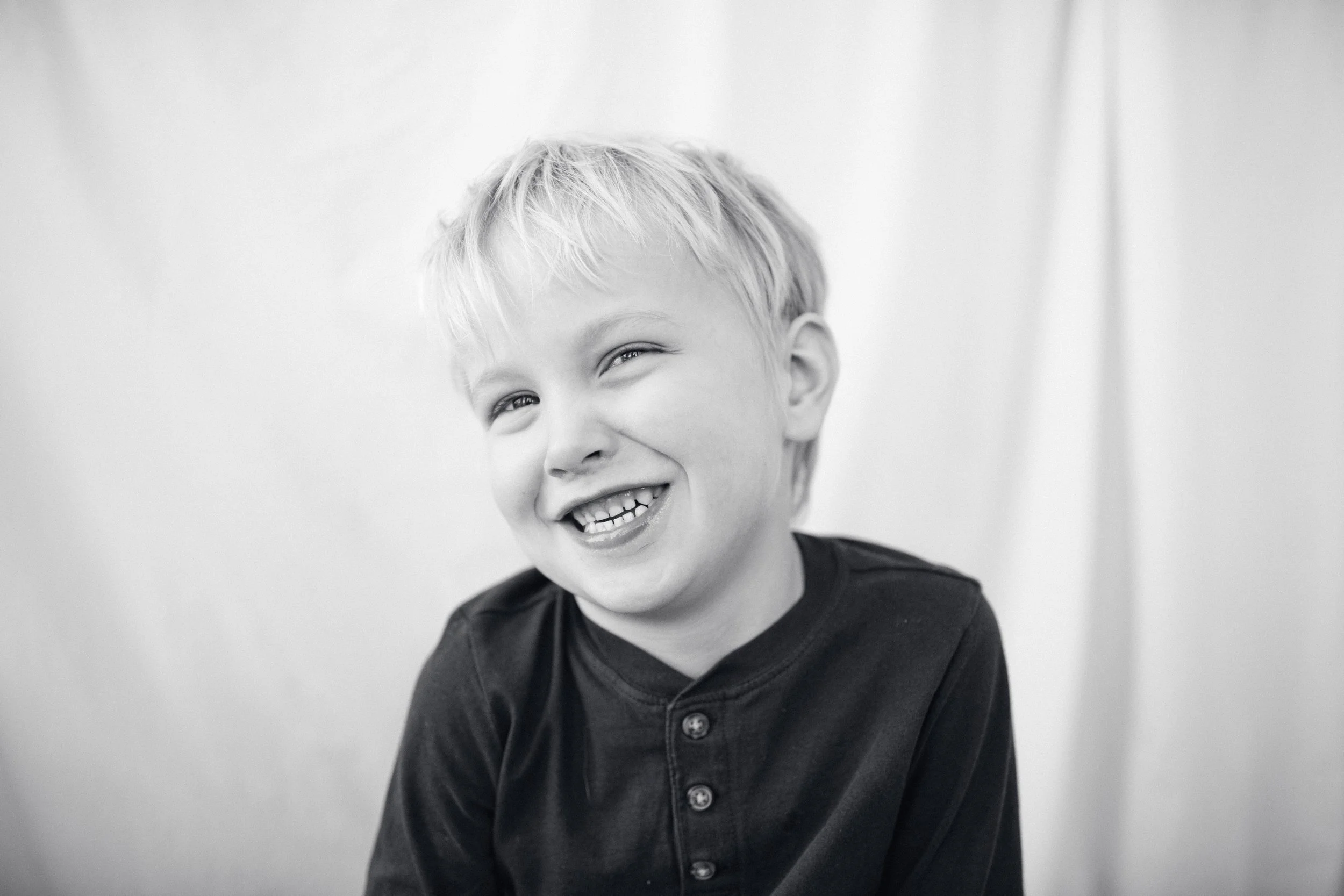 Ronan&Wells-Holst-13.jpg