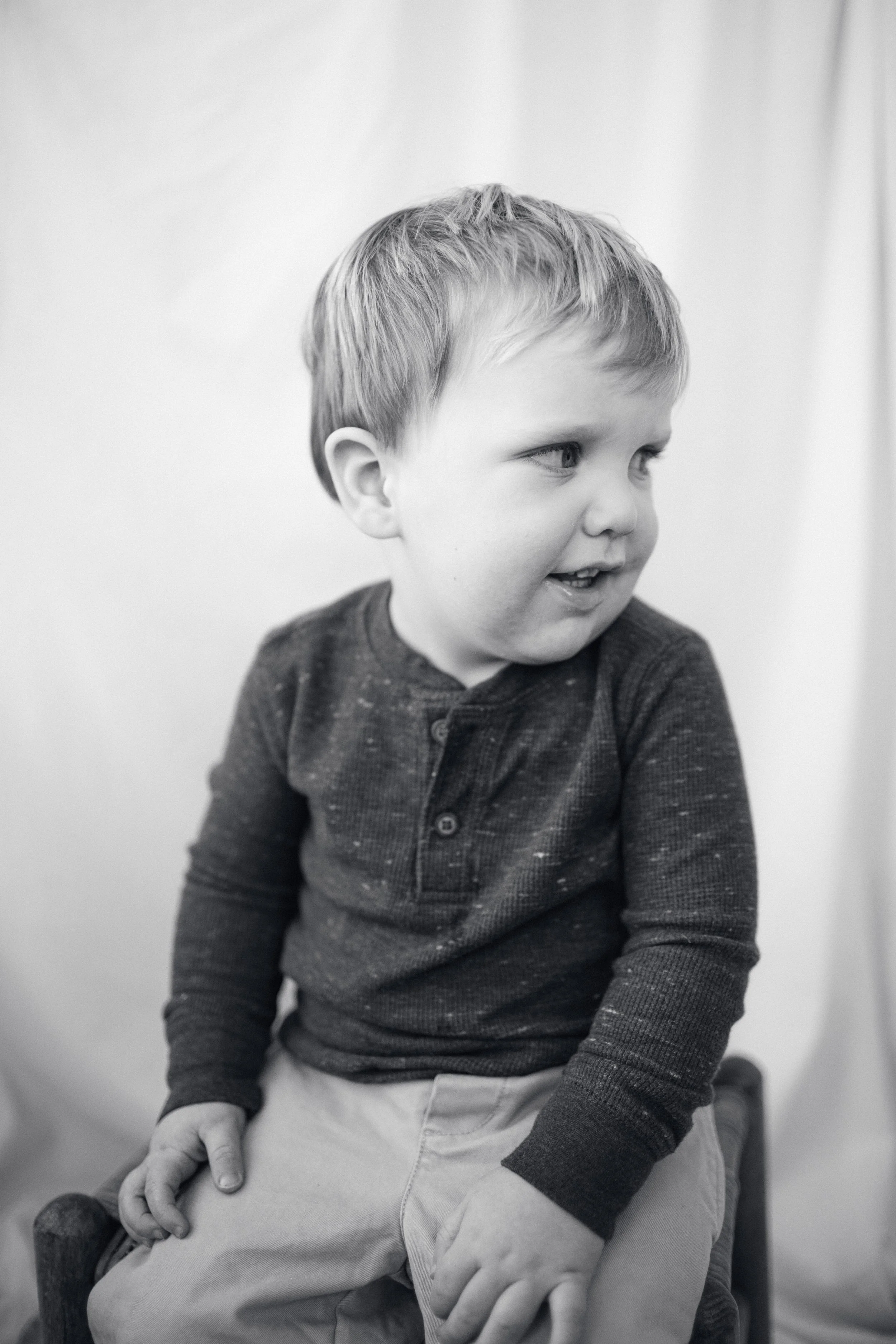 Ronan&Wells-Holst-20.jpg