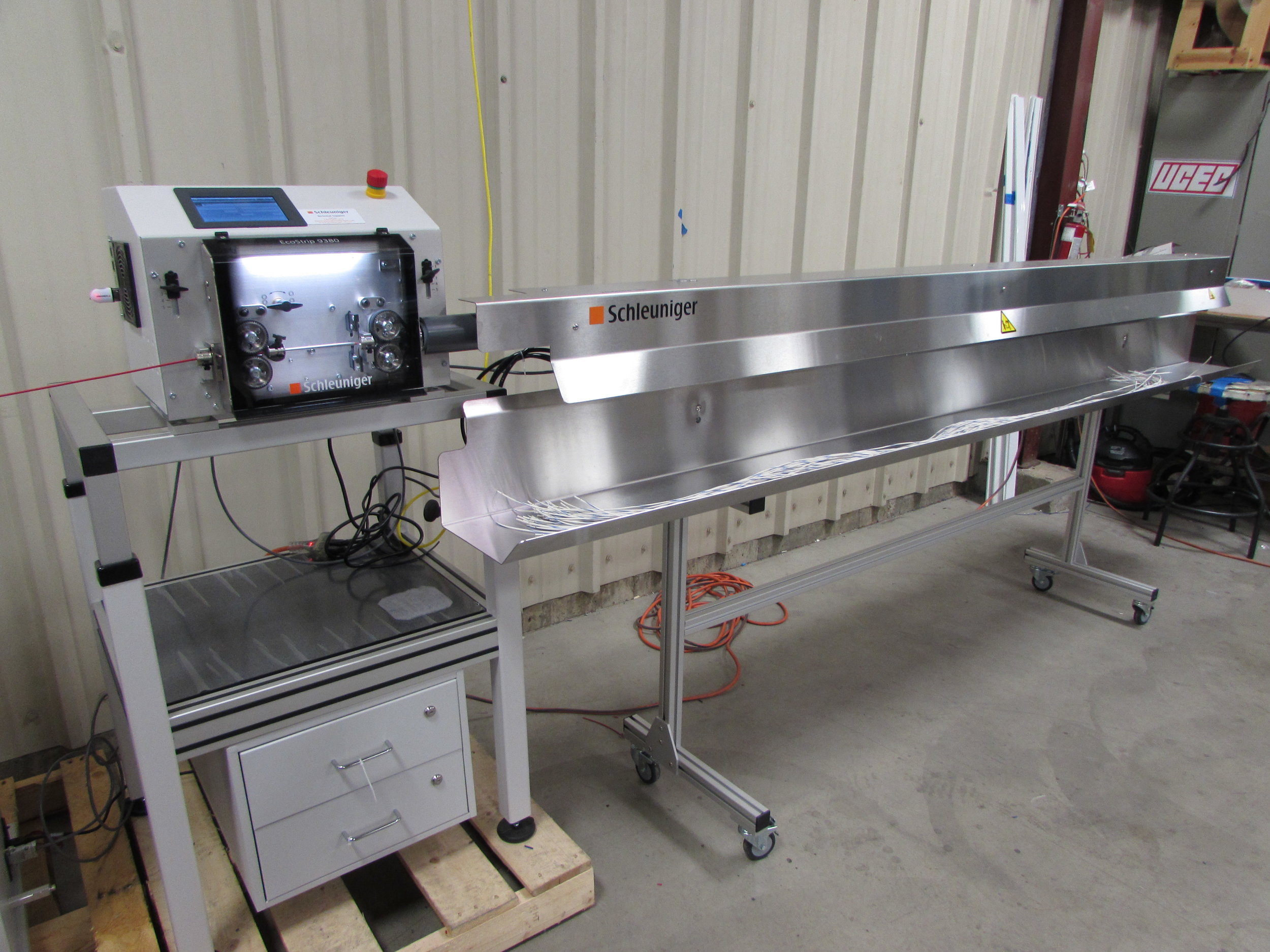 schleuniger wire stripping and cutting maching.jpeg