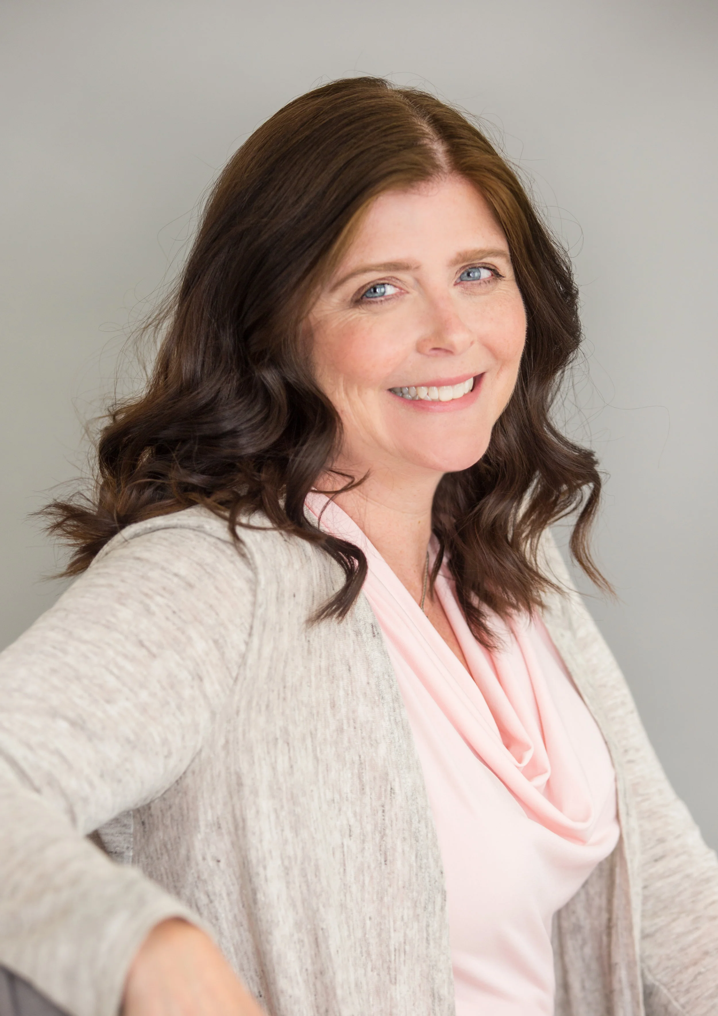 0009_Susan_McNew_Headshot_3I3A1020_RTCH.jpg