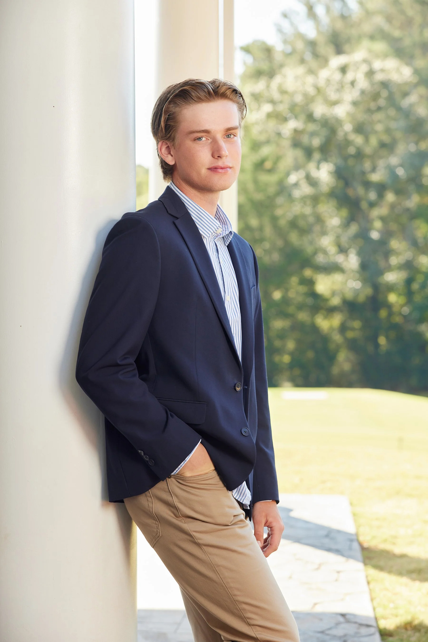 0074_Drew_Sacia_Senior2024_1F6A8311_PS_4x6.jpg
