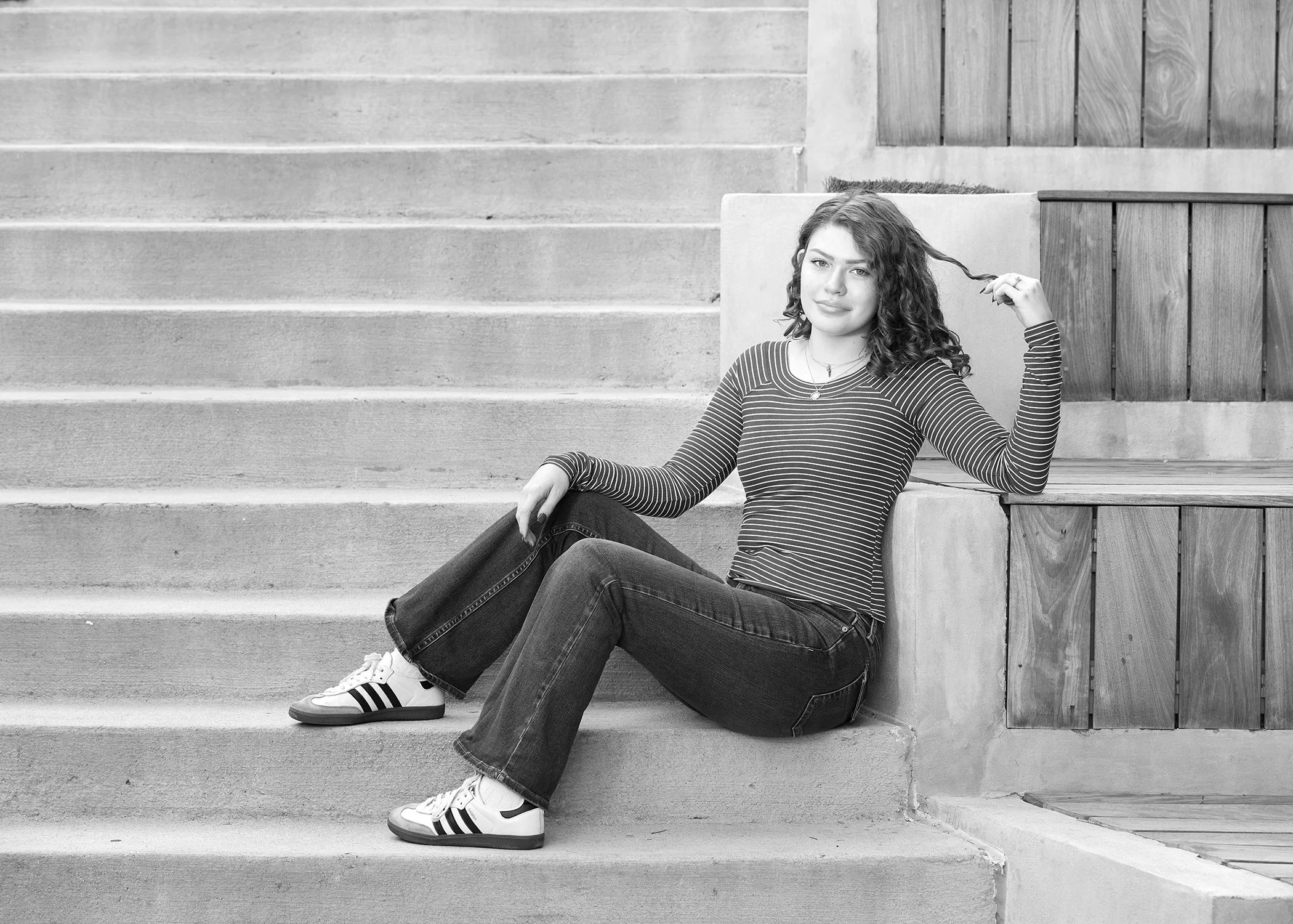 Elle_Senior2024_Beltline_1F6A8773_pp_PS_BW_5x7.jpg
