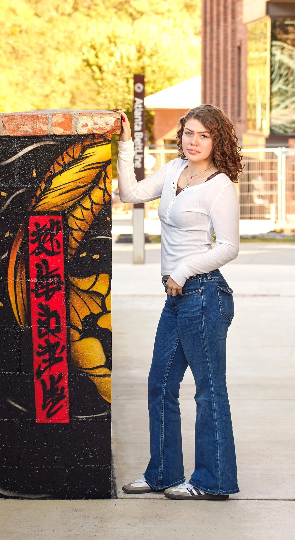 Elle_Senior2024_Beltline_1F6A8438_pp_R_PS_Crop_4in.jpg