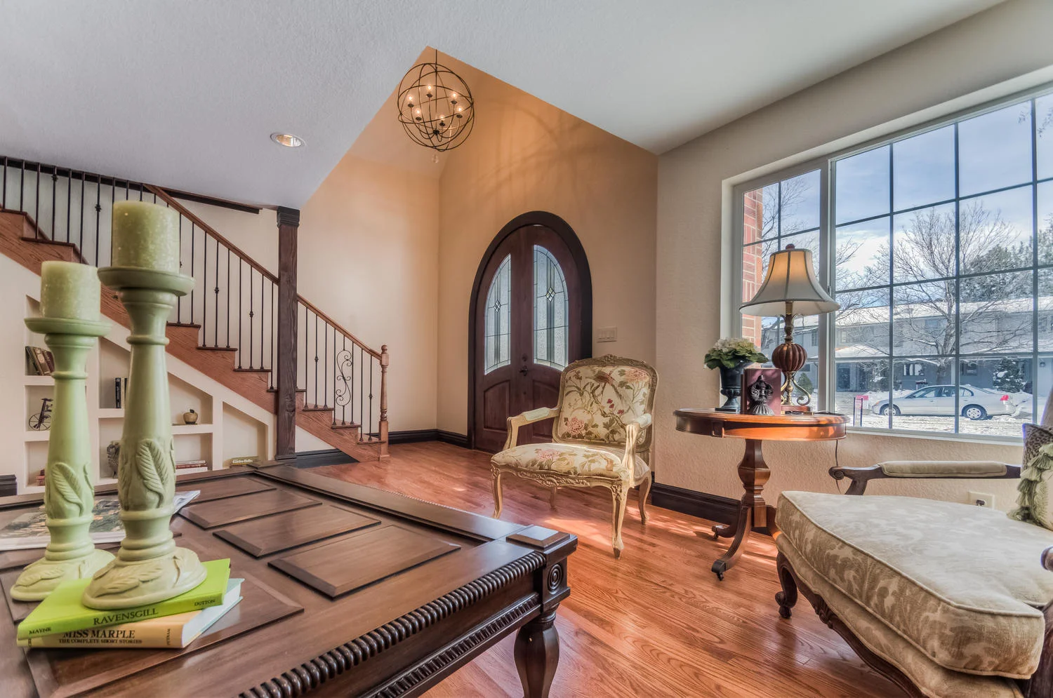 215 Ivanhoe St Denver CO 80220-large-006-36-Entryway-1500x995-72dpi.jpg