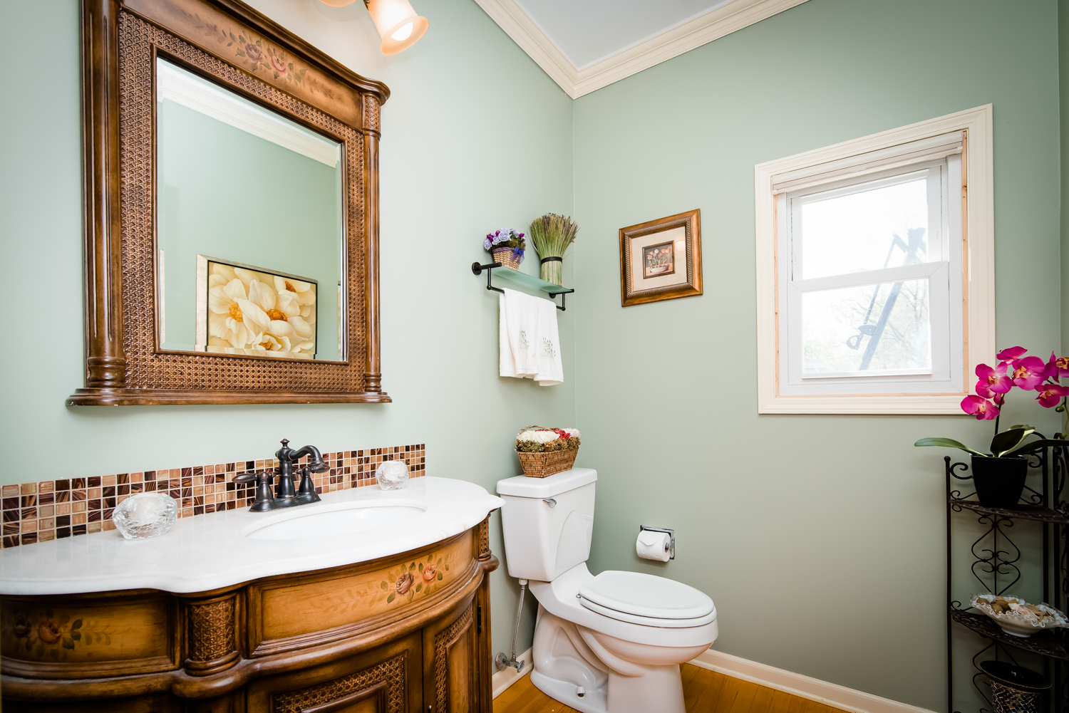 real estate photography lake in the hills