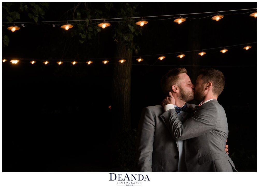 grooms kissing