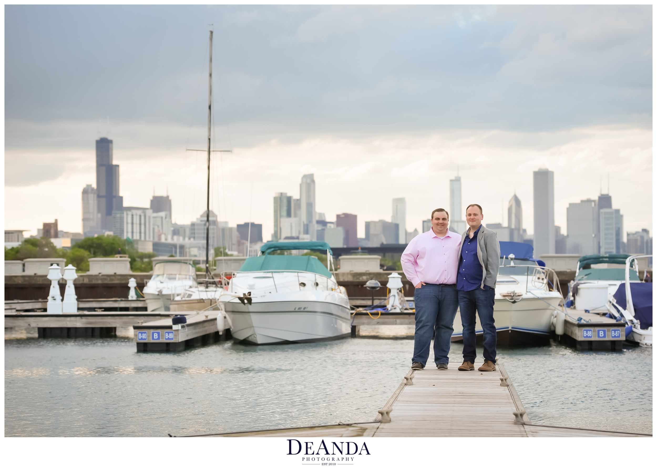 31st street harbor chicago engagement photos with chicago skyline