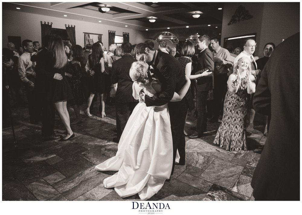 reception dancing at acquaviva winery in maple park