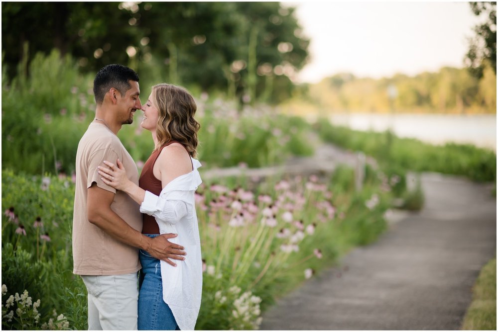 Engagement photos on Fox River Path