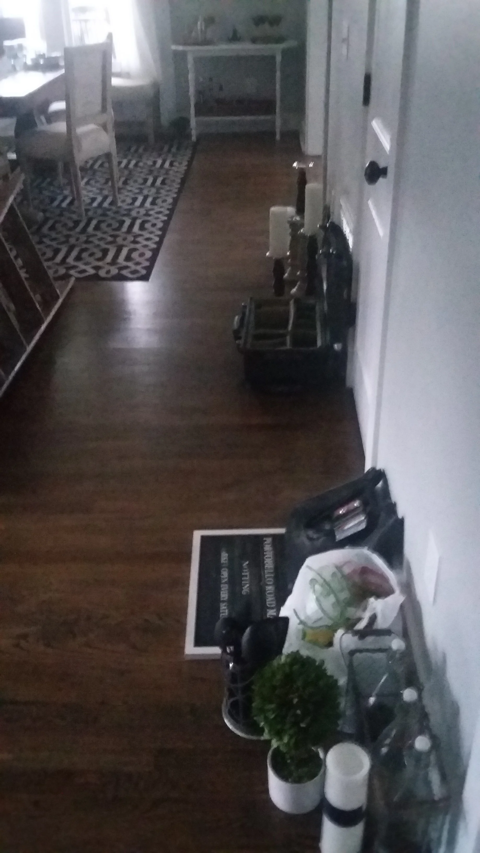 Behind the scenes of a home decor magazine photo shoot 5