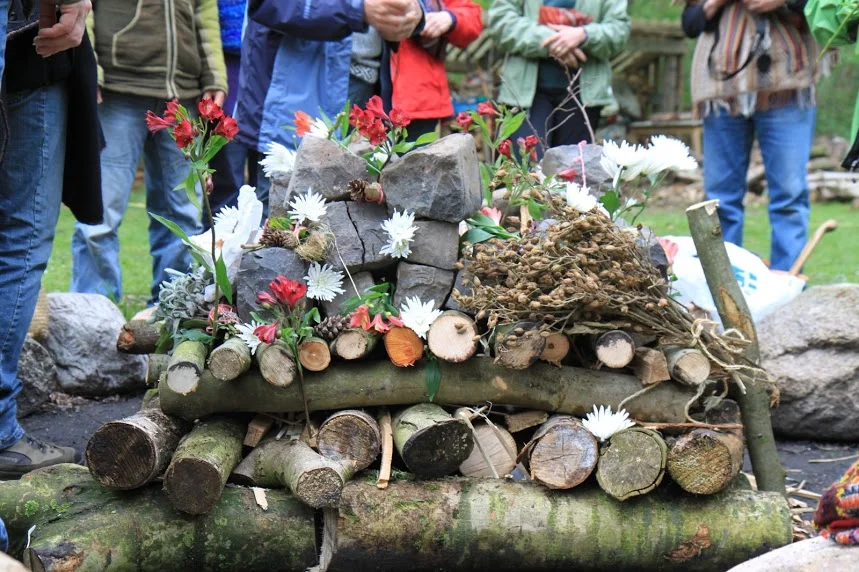 global fire At gathering in Holland 2010