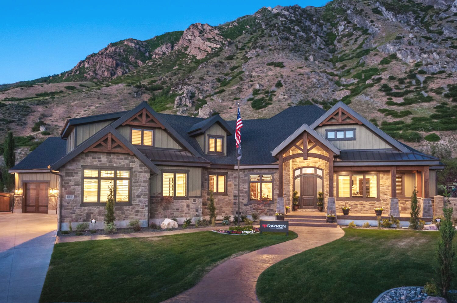 Mountain Majesty Custom Home - 2016 UVHBA Parade of Homes